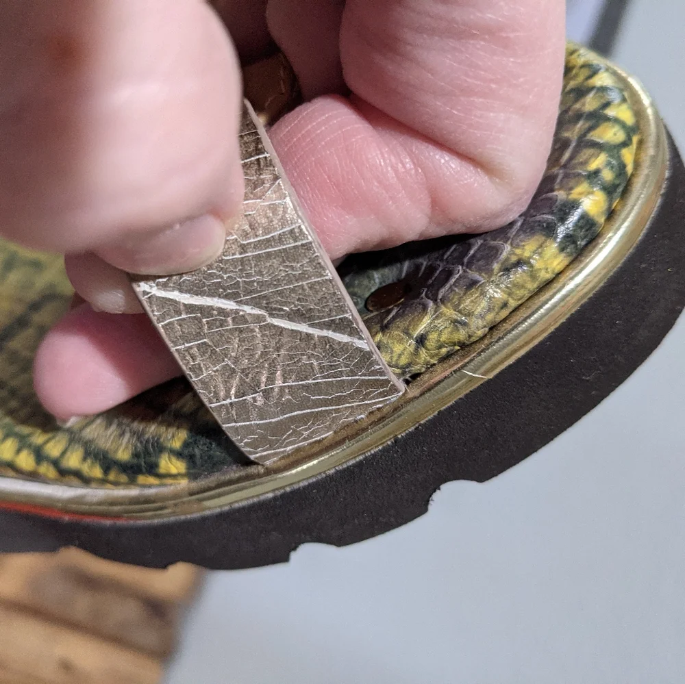 Donald Pliner Lido Gold Platino Metallic Sandal